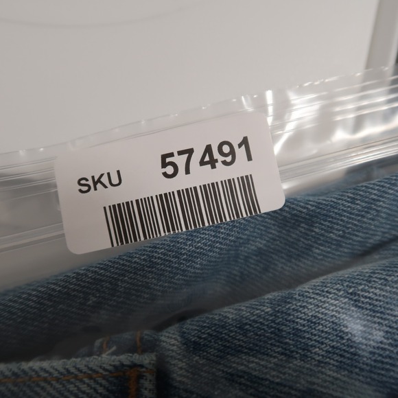 Vintage Levis 501 Jeans Mens 35x34 Blue Straight Leg Button Fly Made In USA - Picture 15 of 16